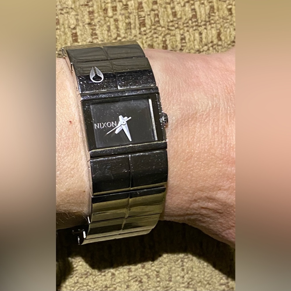 Nixon the cougar Silver Watch